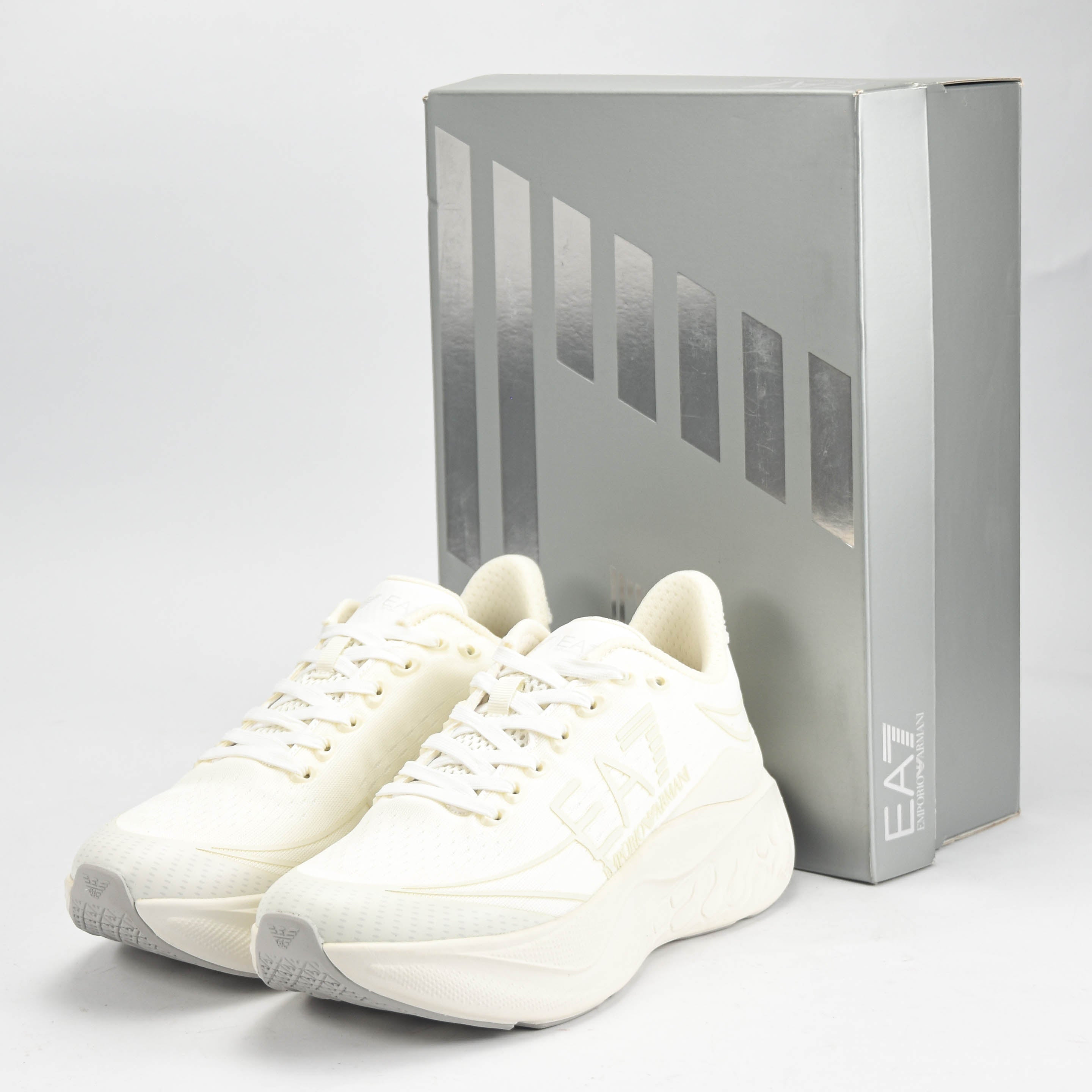 EA7 Emporio Armani Baskets Crusher Distance Blanches Homme