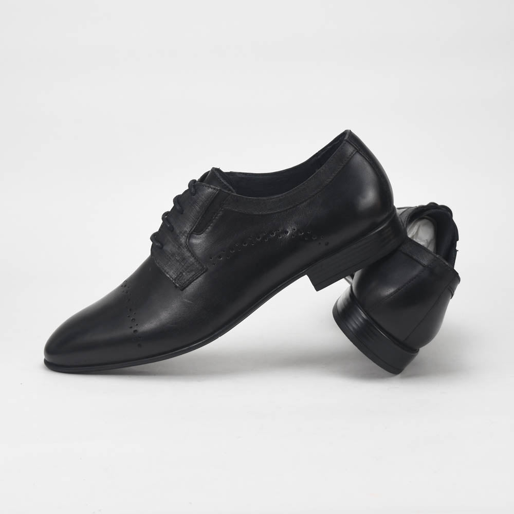 André Chaussures de Ville Élégantes en Cuir Noir Homme