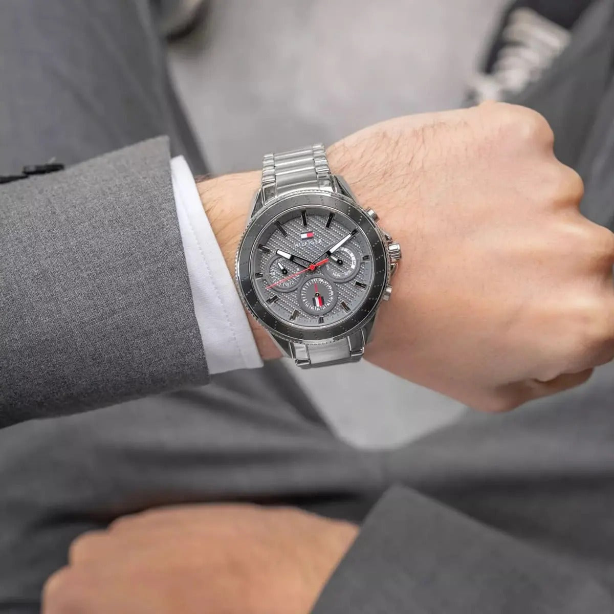 Tommy Hilfiger Montre Bracelet Acier Inoxydable Élégante Homme