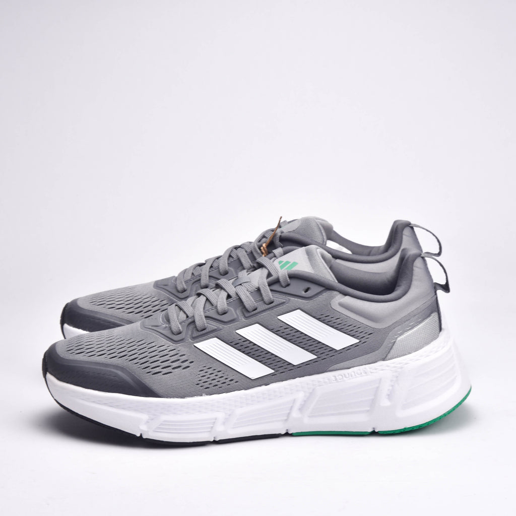 Adidas Questar Baskets de Running Confortables Homme