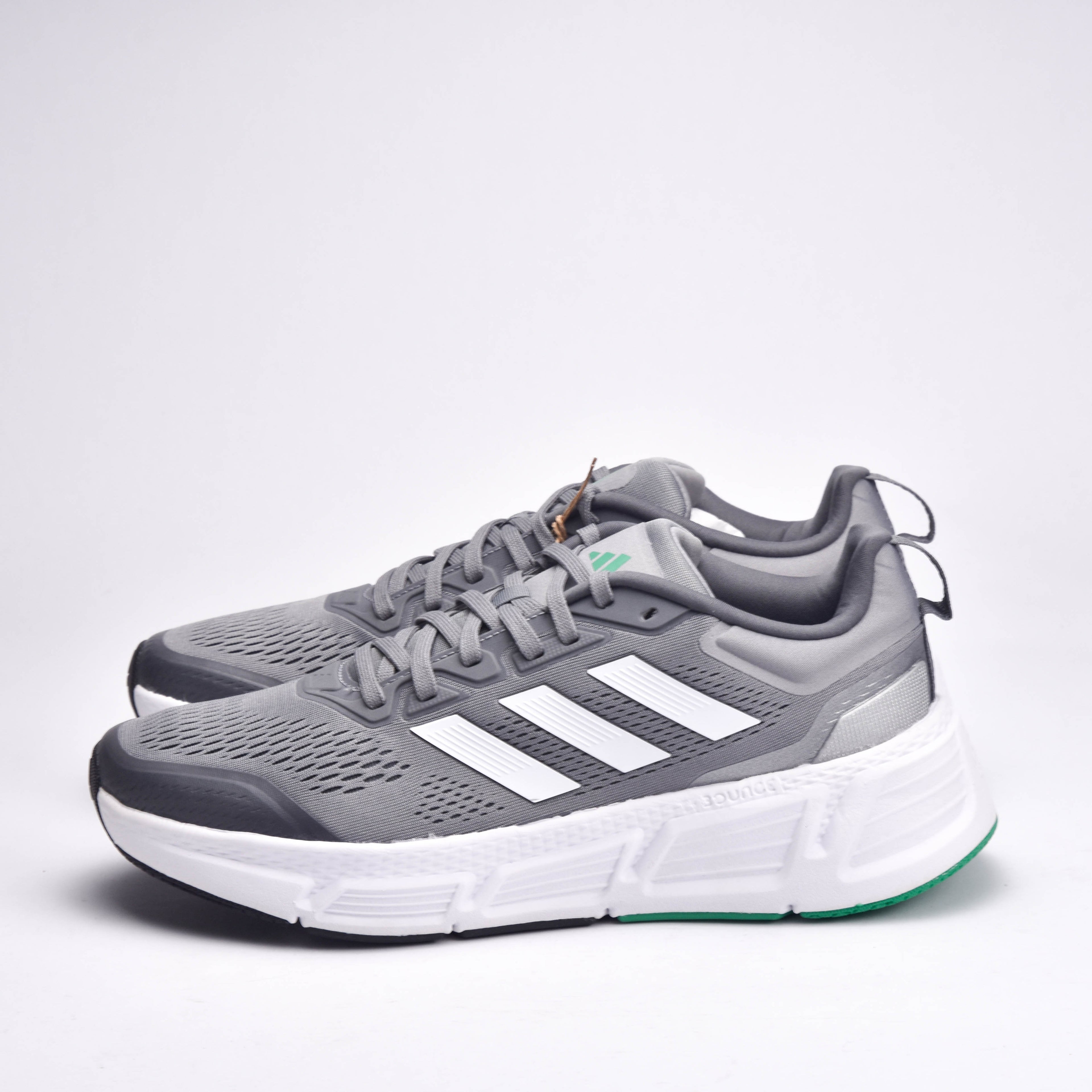 Adidas Questar Baskets de Running Confortables Homme