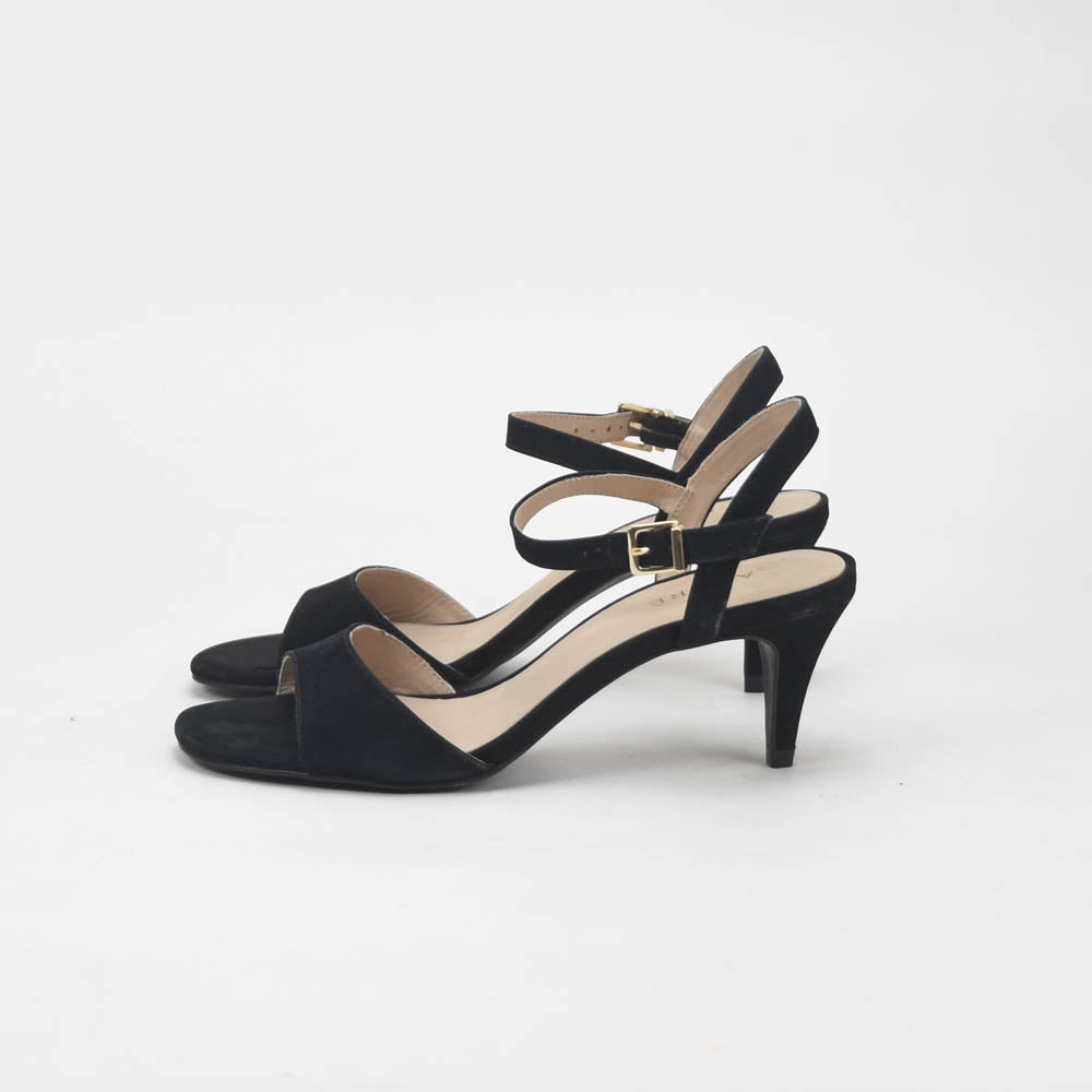 André Sandales à Talons Élégantes Noir Femme