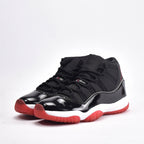 Nike Jordan Baskets Montantes Noir et Rouge Homme