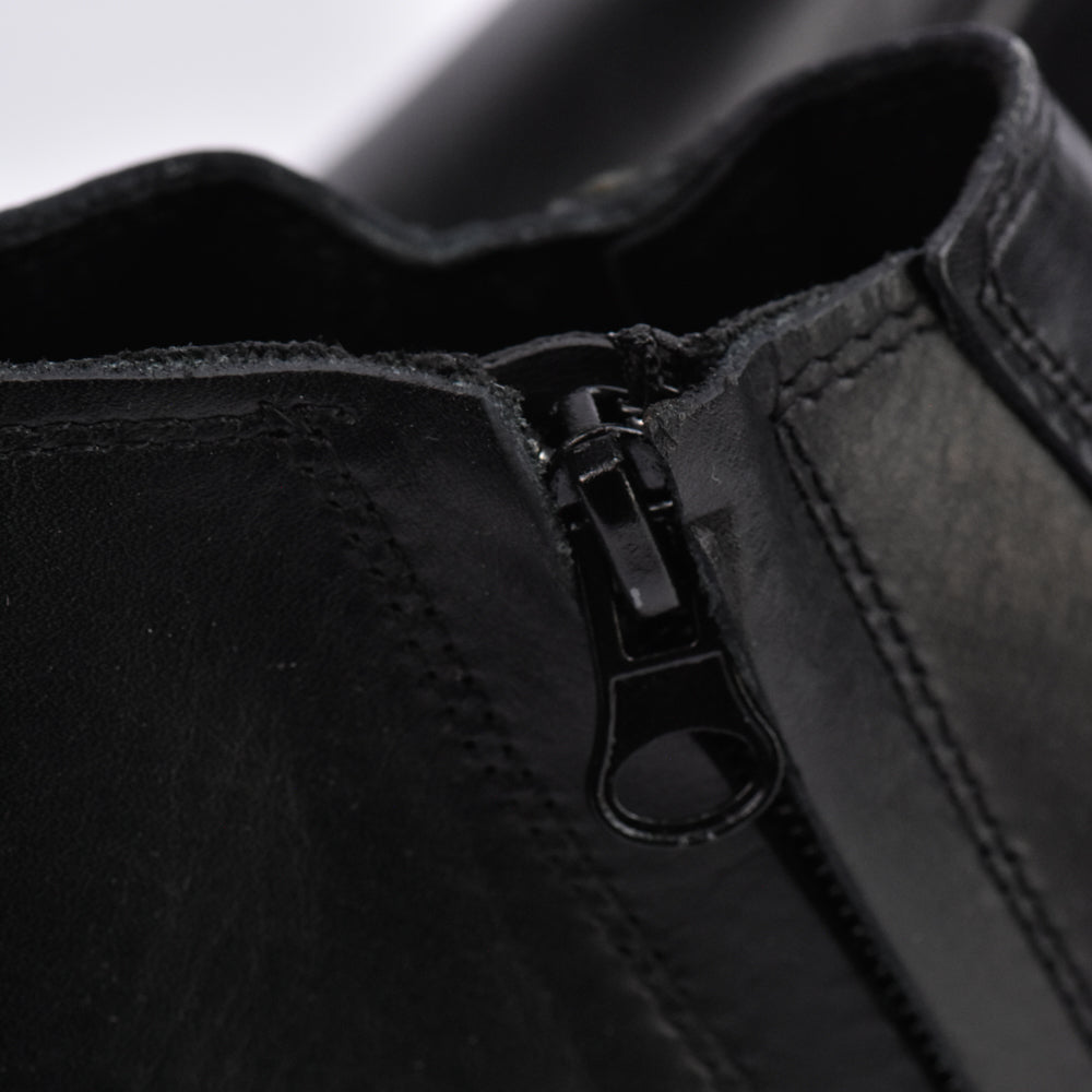 Executive LEATHER﻿ 8