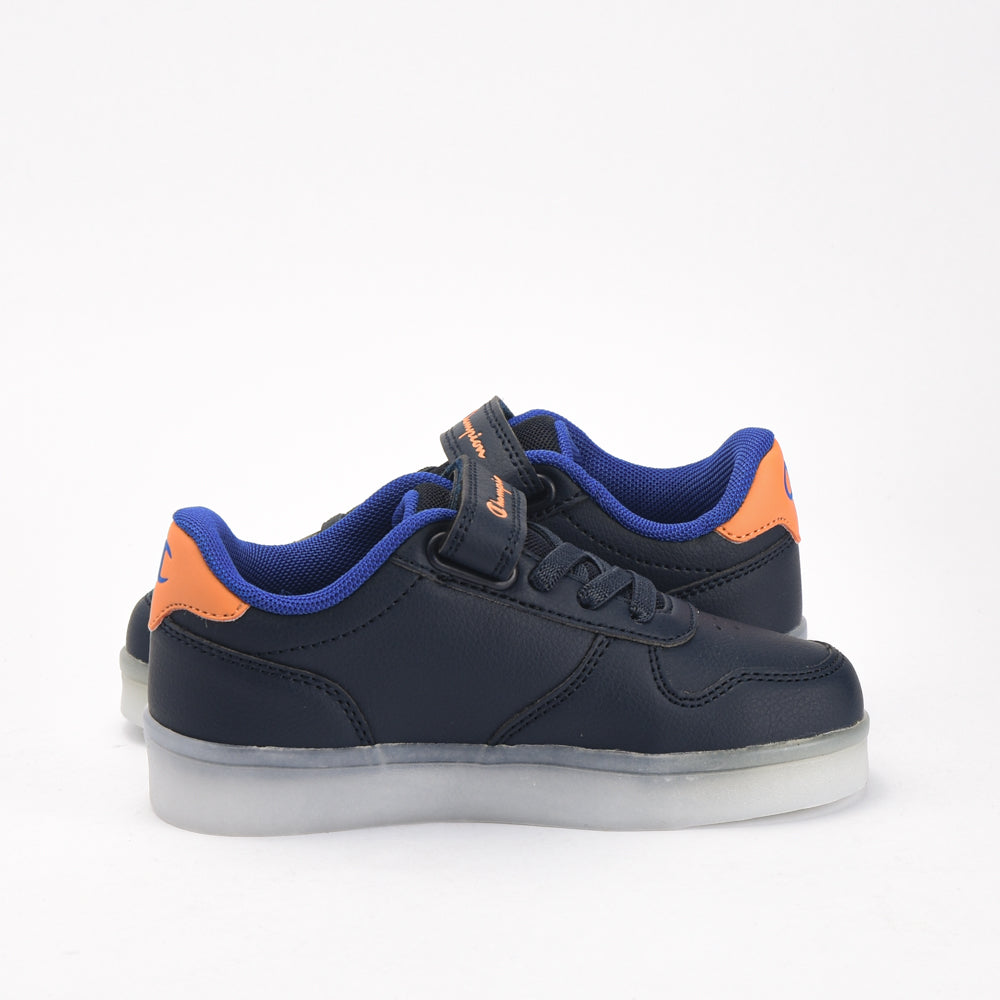 CHAMPION﻿ 4