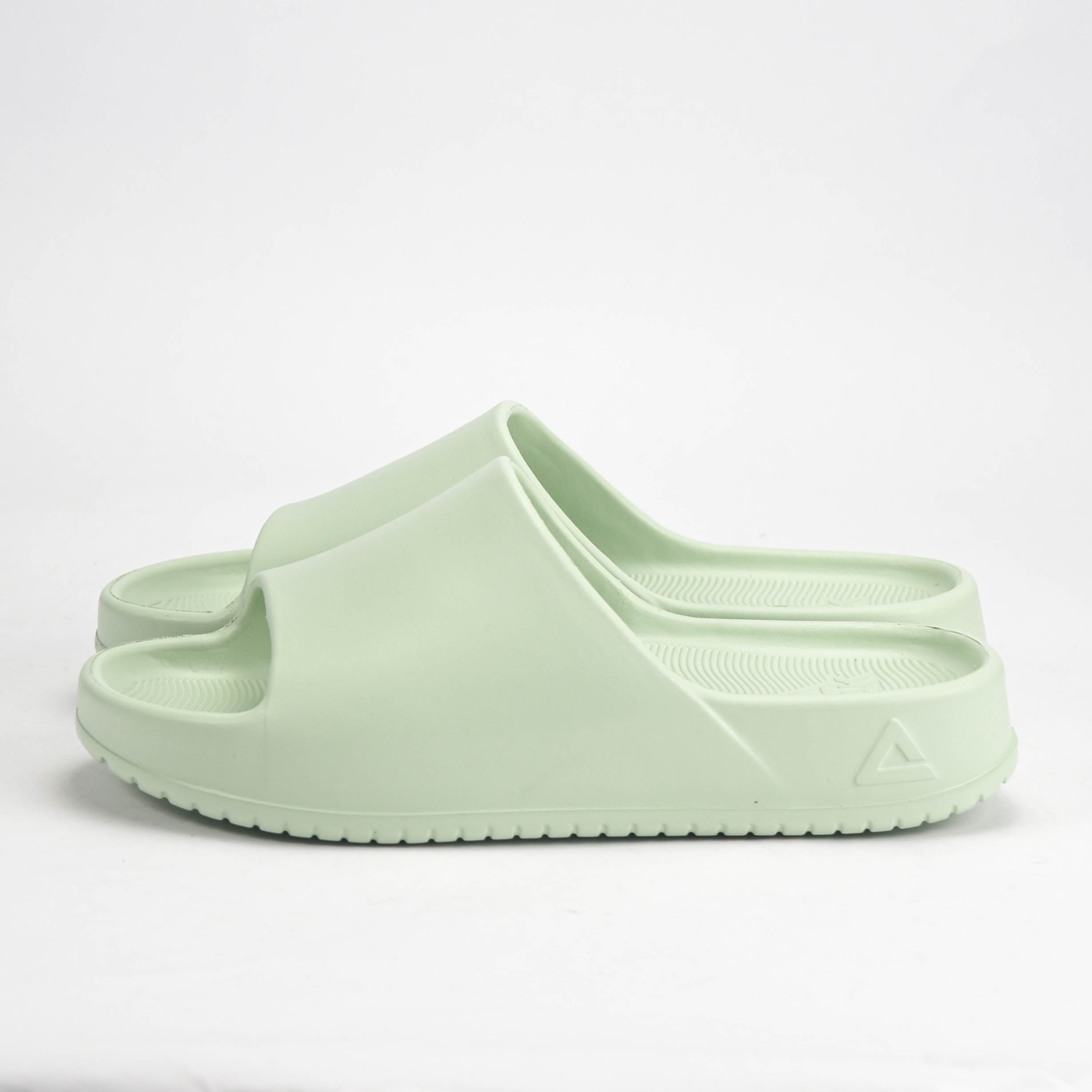 Peak Claquettes Slippers Confortables Vert Amande Femme