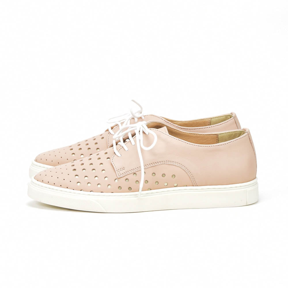 André Derbies en Cuir Perforé Rose Poudré Femme