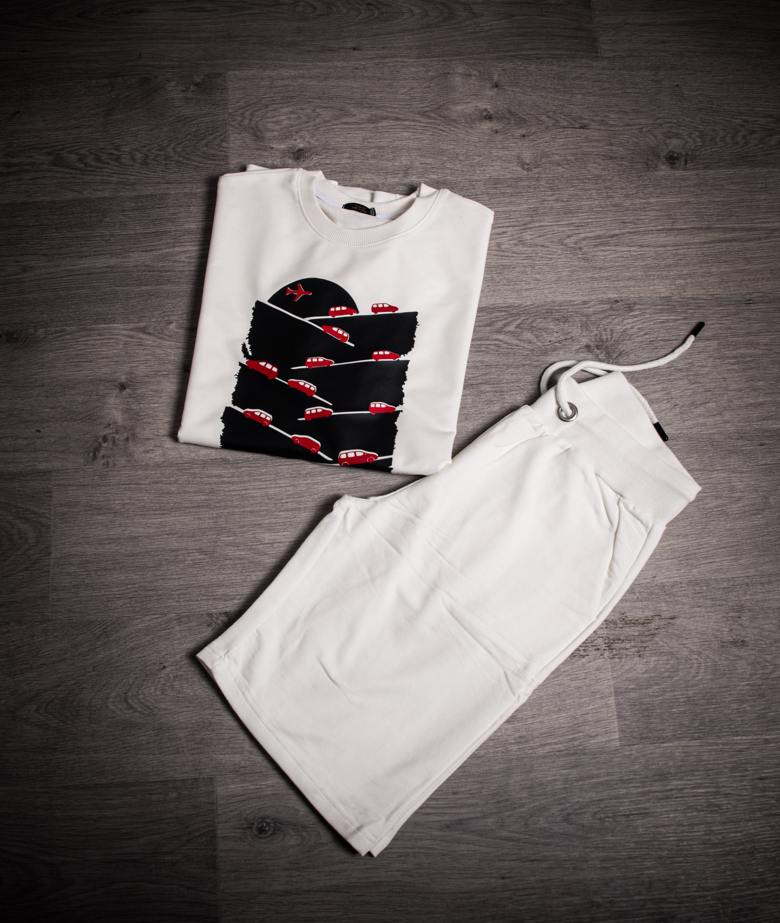 ENSEMBLE BLANC ET NOIR  *VOITURES*