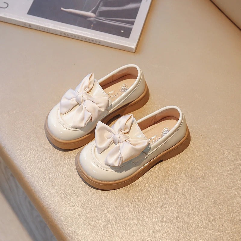 Kimland Mocassins Beige à Nœud Élégants pour Fille
