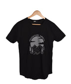 True Color T-shirt Noir Imprimé Adventure Awaits Homme