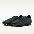 Nike Phantom GX 2 Chaussures de Football Terrain Sec Homme