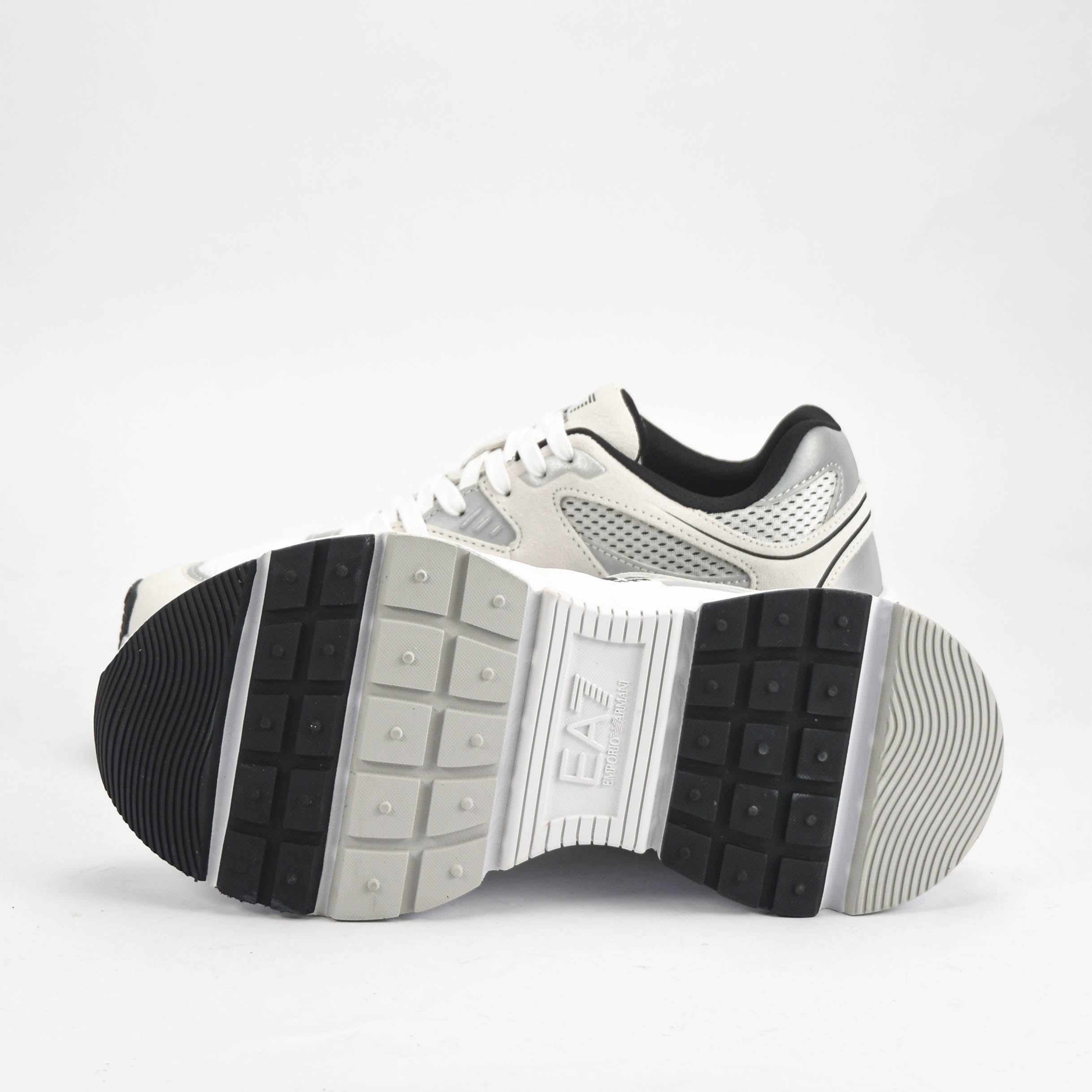EA7 Emporio Armani Baskets Chunky Design Élégant Homme