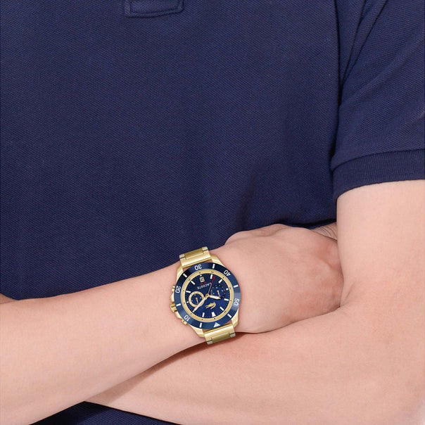 Montre Lacoste Acier Doré Cadran Bleu Élégante Homme
