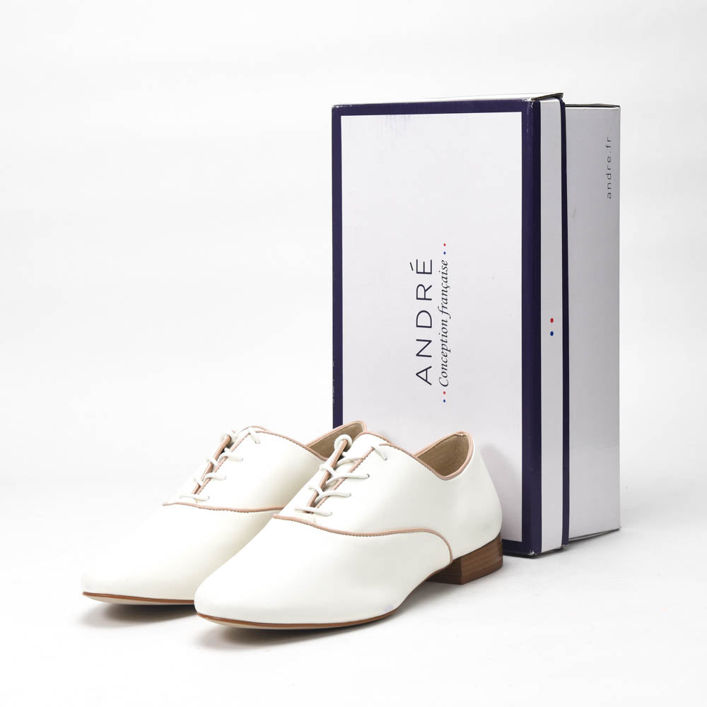 André Chaussures Richelieu Élégantes Blanc Femme