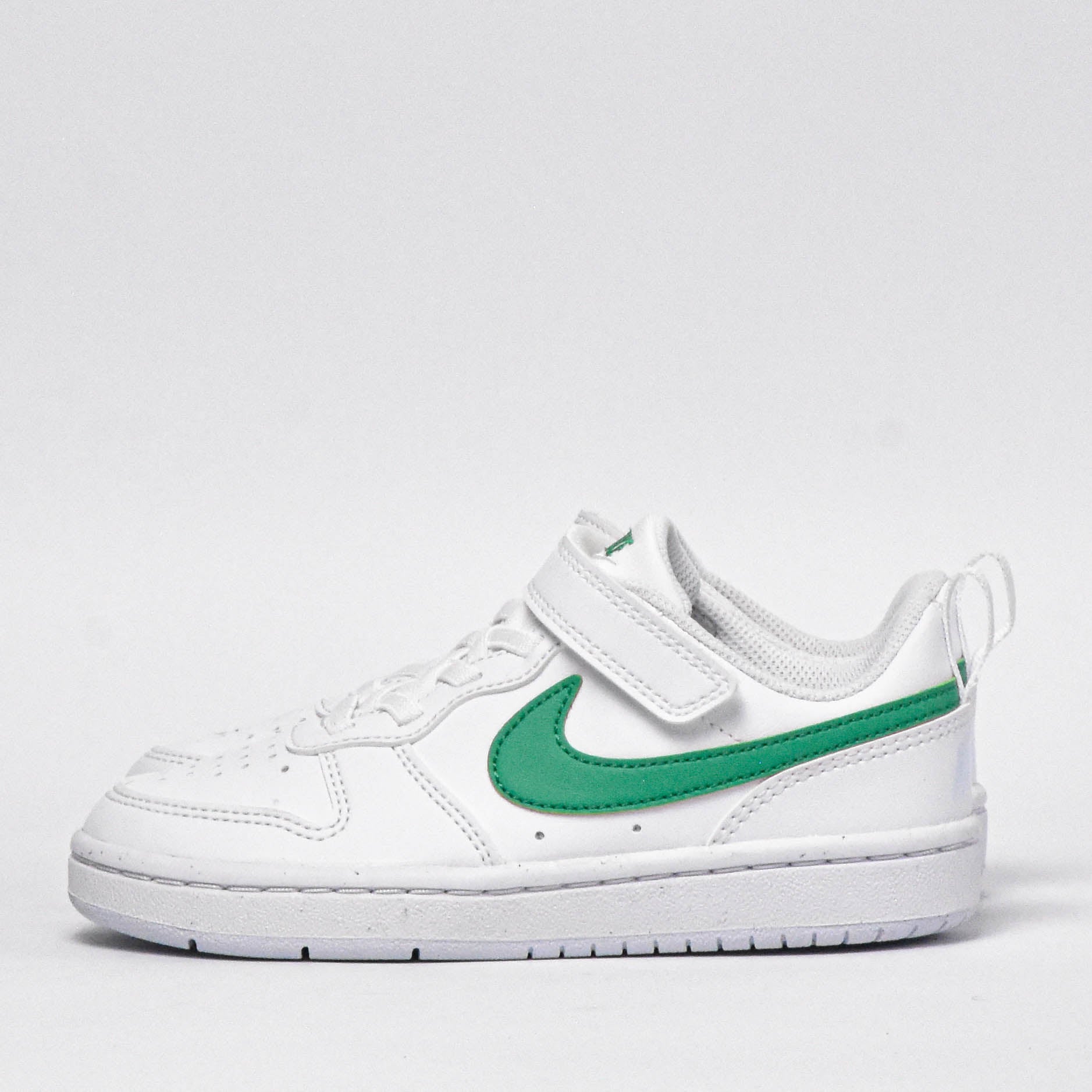 Nike Court Borough Baskets Enfant Confortables Blanc et Vert