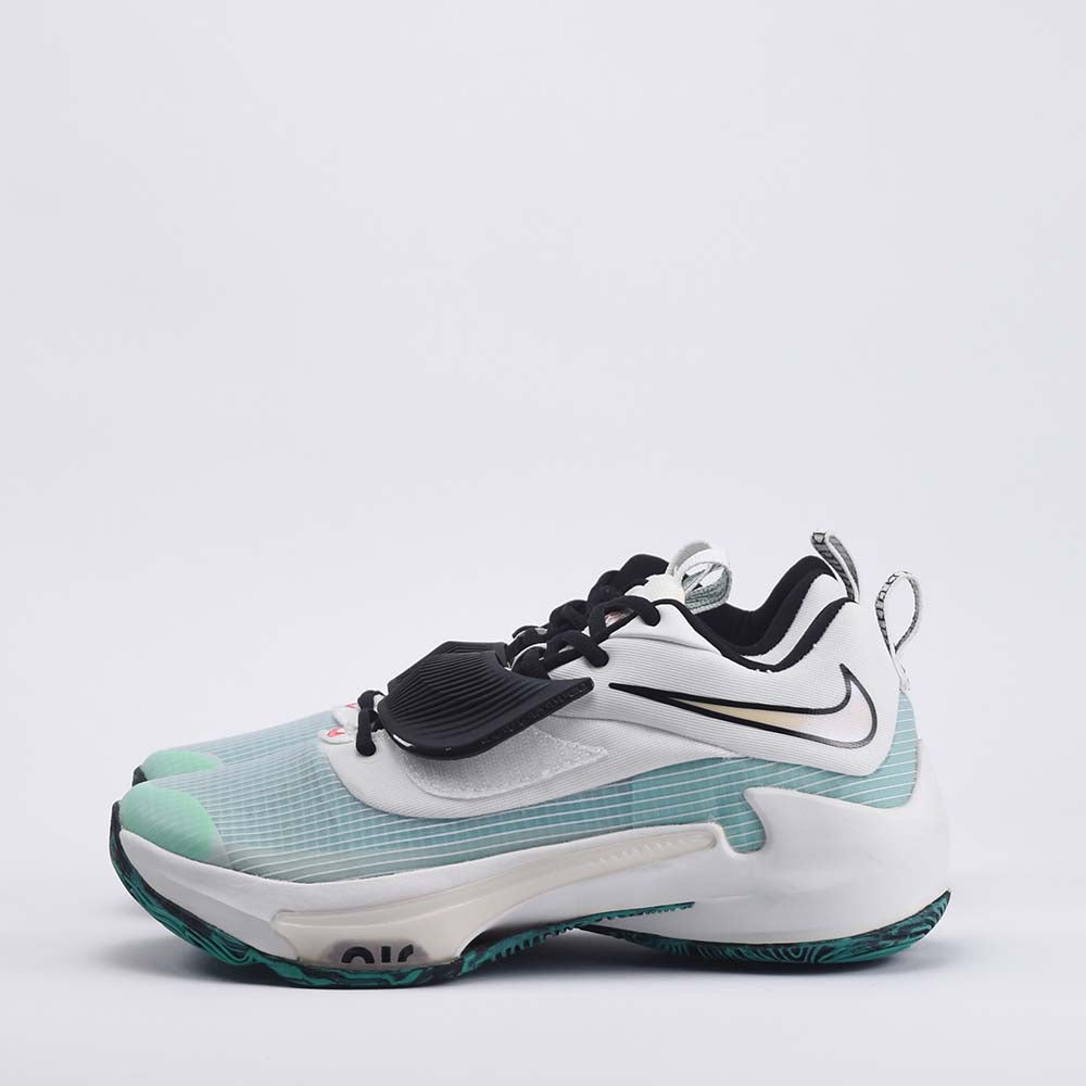 Nike Zoom Freak Chaussures de Basketball Performance Homme