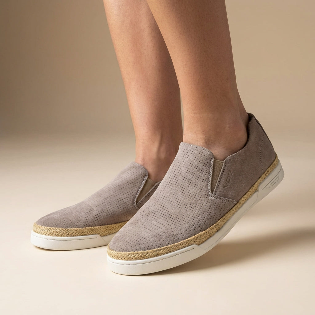 VO7 Slip-on Sneakers en Daim Perforé Homme