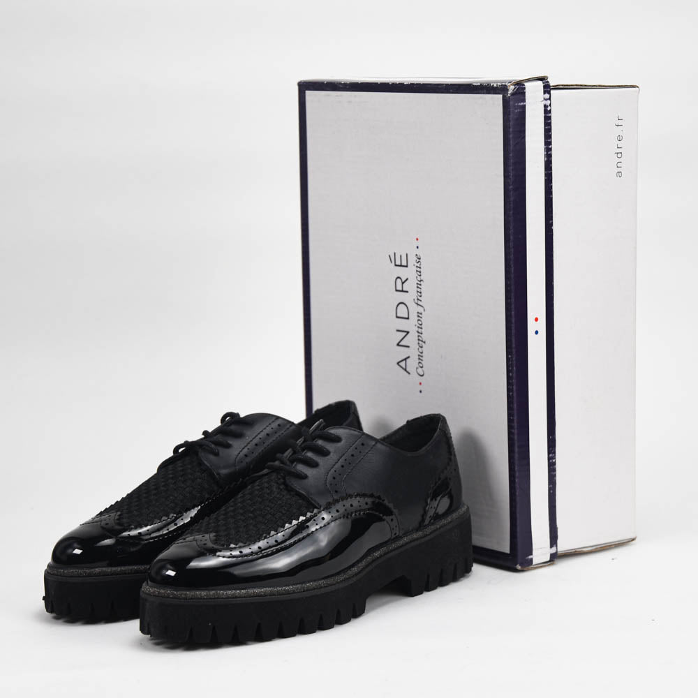 André Chaussures Derby Style Richelieu Noir Femme
