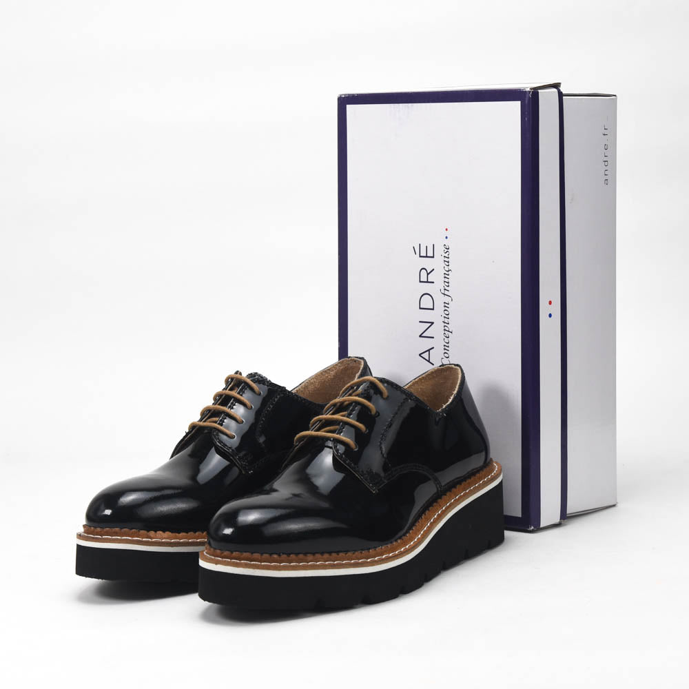 André Derbies Vernies Plateforme Femme
