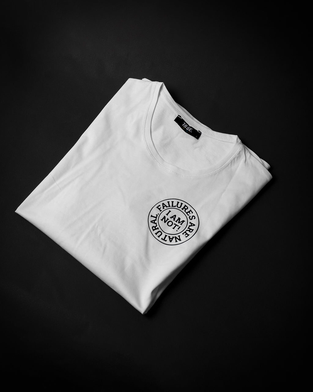 T-shirt BLANC MOTIF -I AM NOT!-