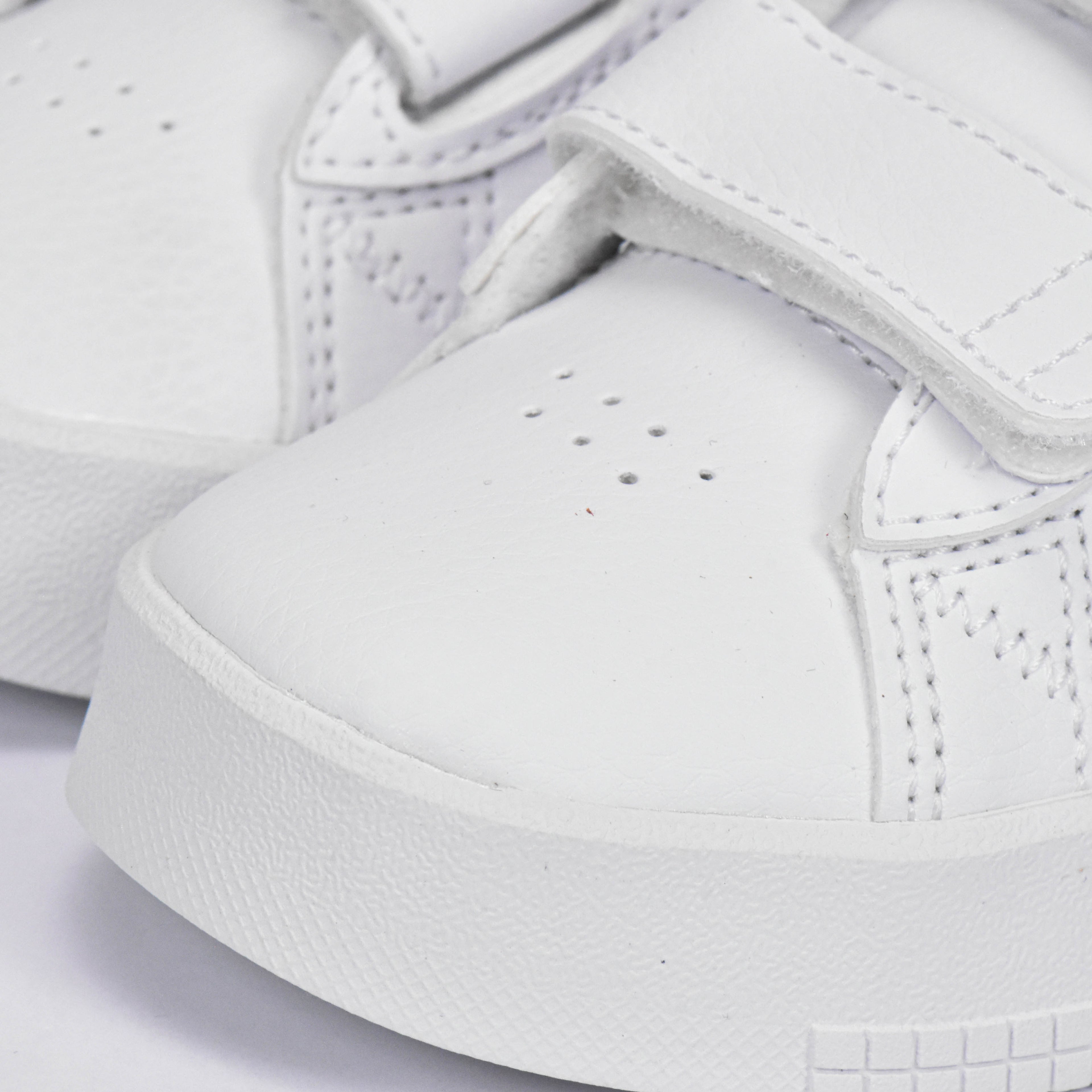 Puma Sneakers Jada à Scratch Confortables pour Enfant