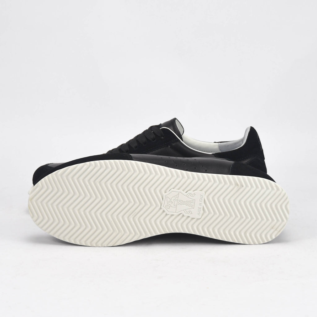 Brunello Cucinelli Baskets Cuir et Daim Noir Homme