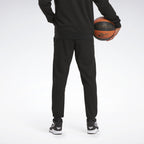 Reebok Pantalon de Sport Basketball Coupe Standard Homme