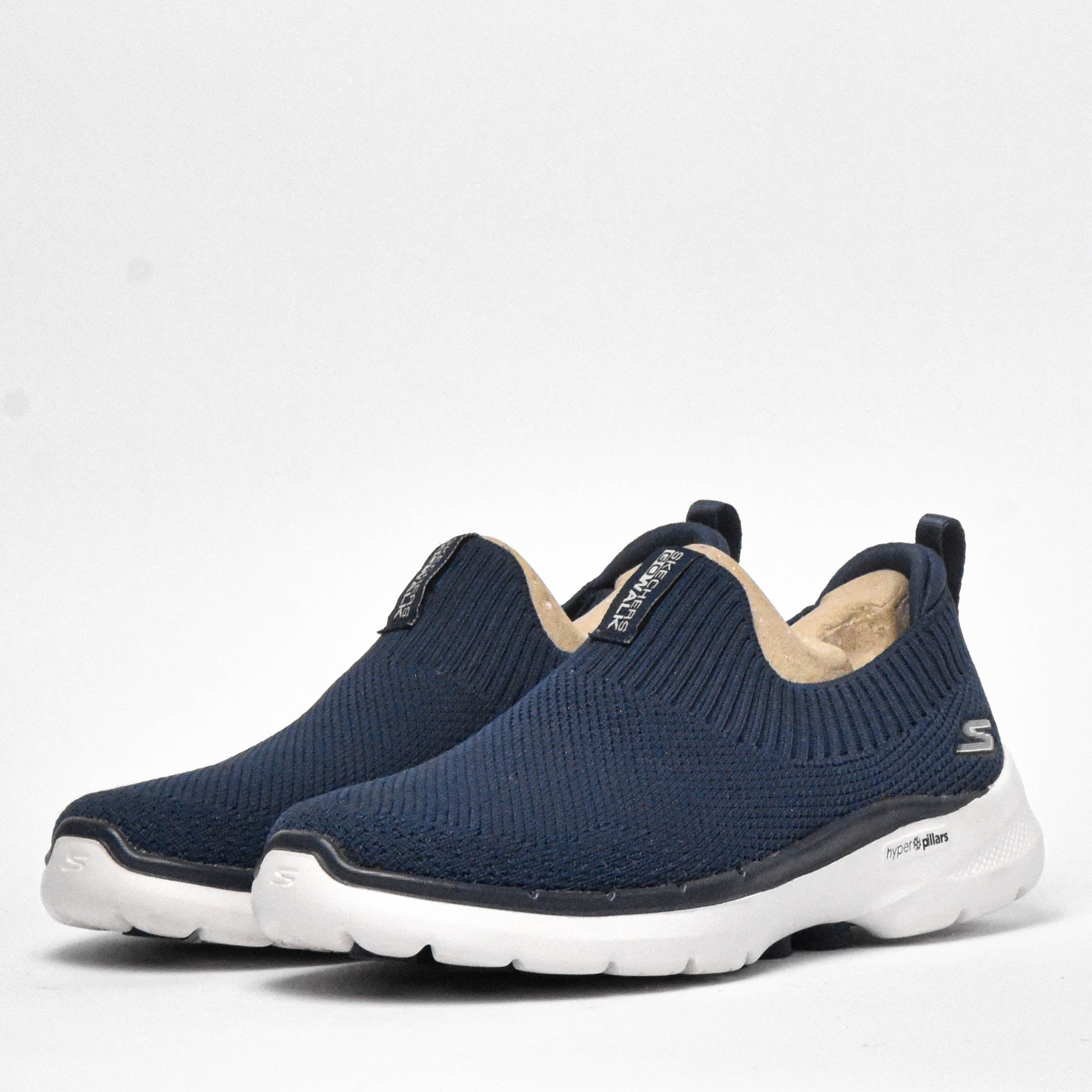 SKECHERS GO WALK 6﻿ 2