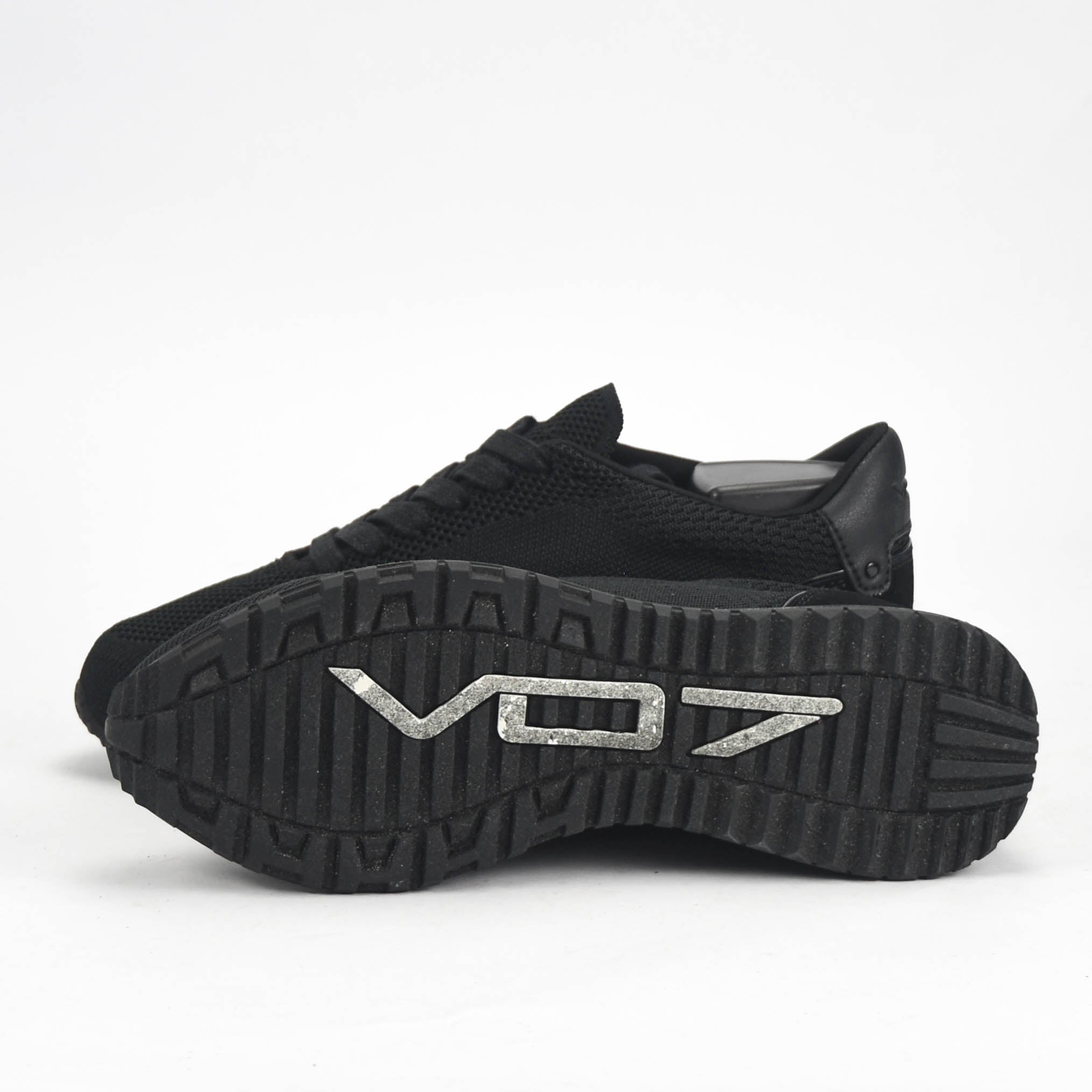 VO7 Baskets Milan Knit Noires Confortables Homme