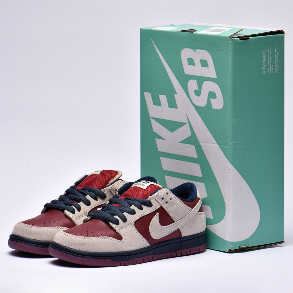 Nike SB Dunk Low Sneakers True Berry Confortables Homme
