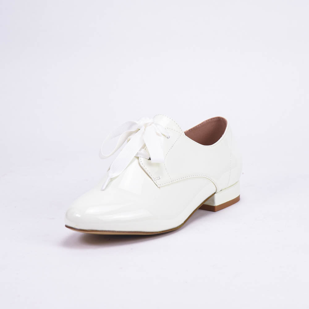 André Chaussures Derby Vernies Élégantes Femme