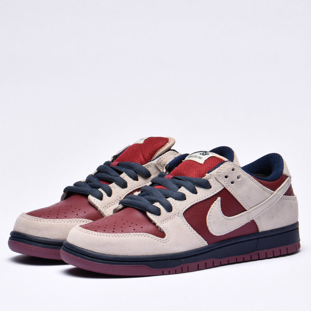 Nike SB Dunk Low Sneakers True Berry Confortables Homme