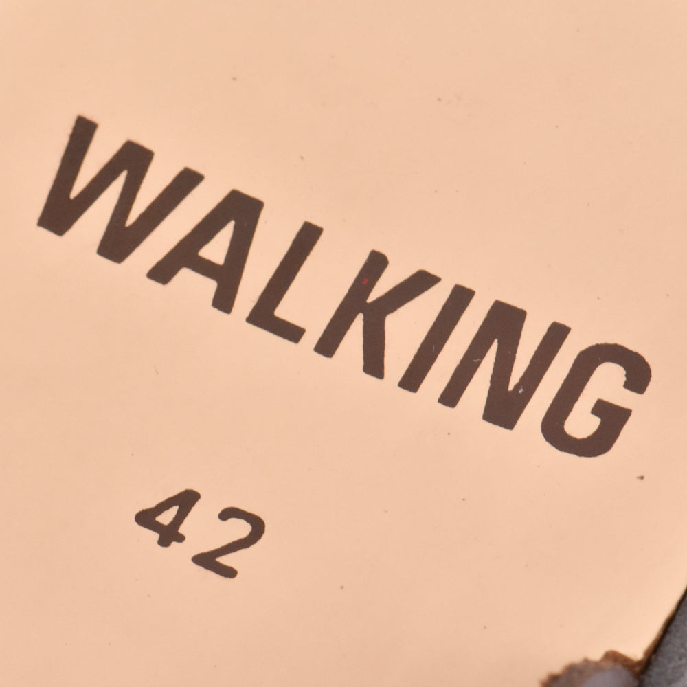 WALKING BROWN﻿ 7