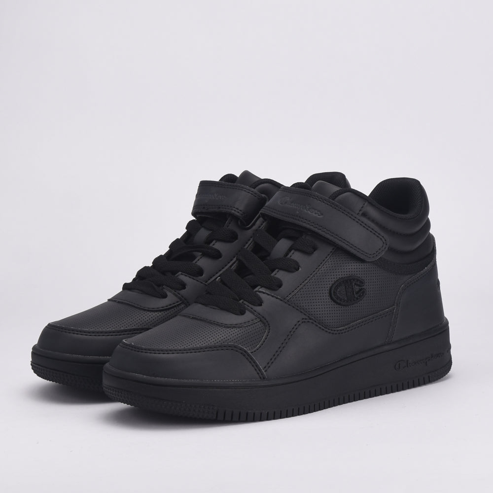 CHAMPION FOOTWEAR﻿ 2