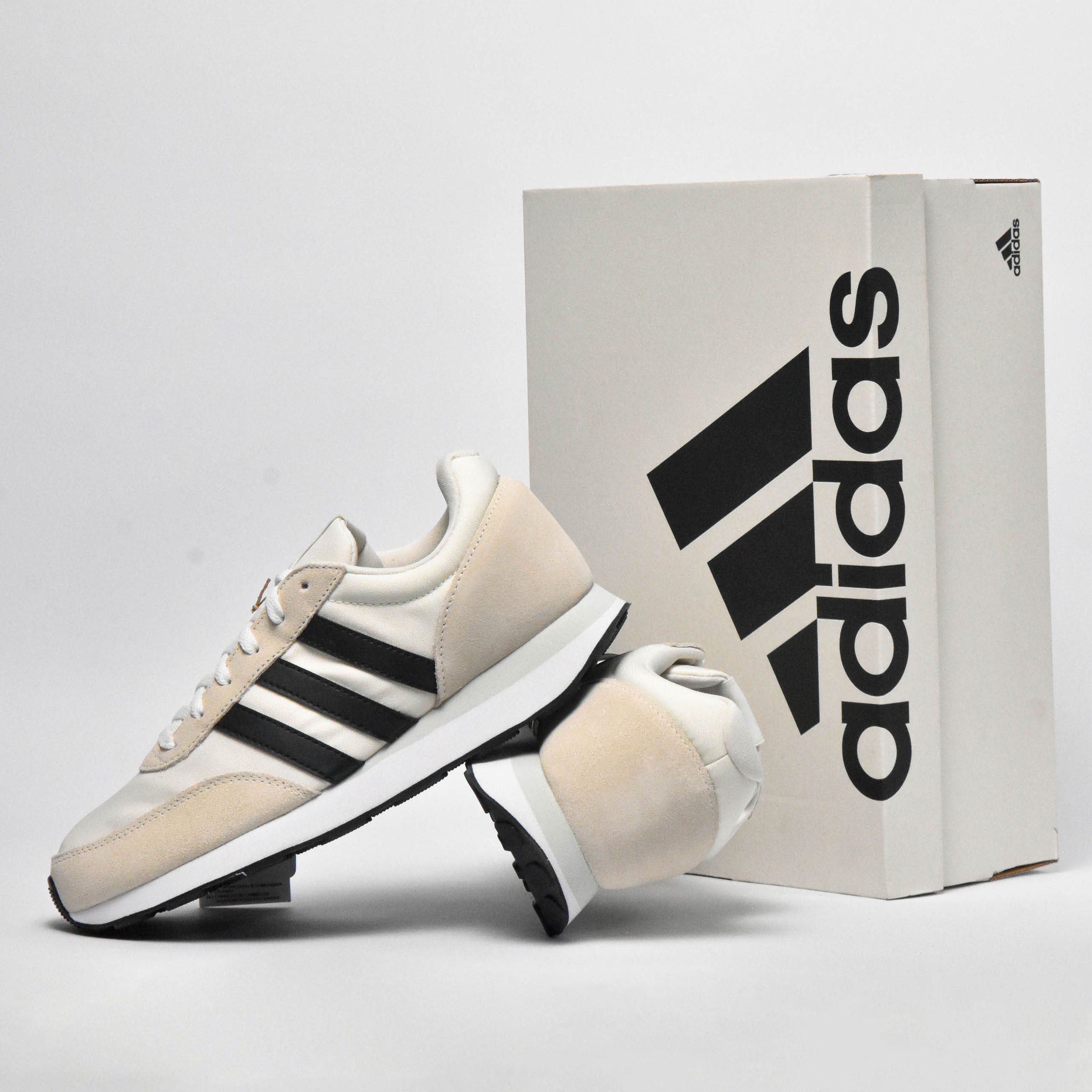ADIDAS RUN 60s 3.0﻿ 2
