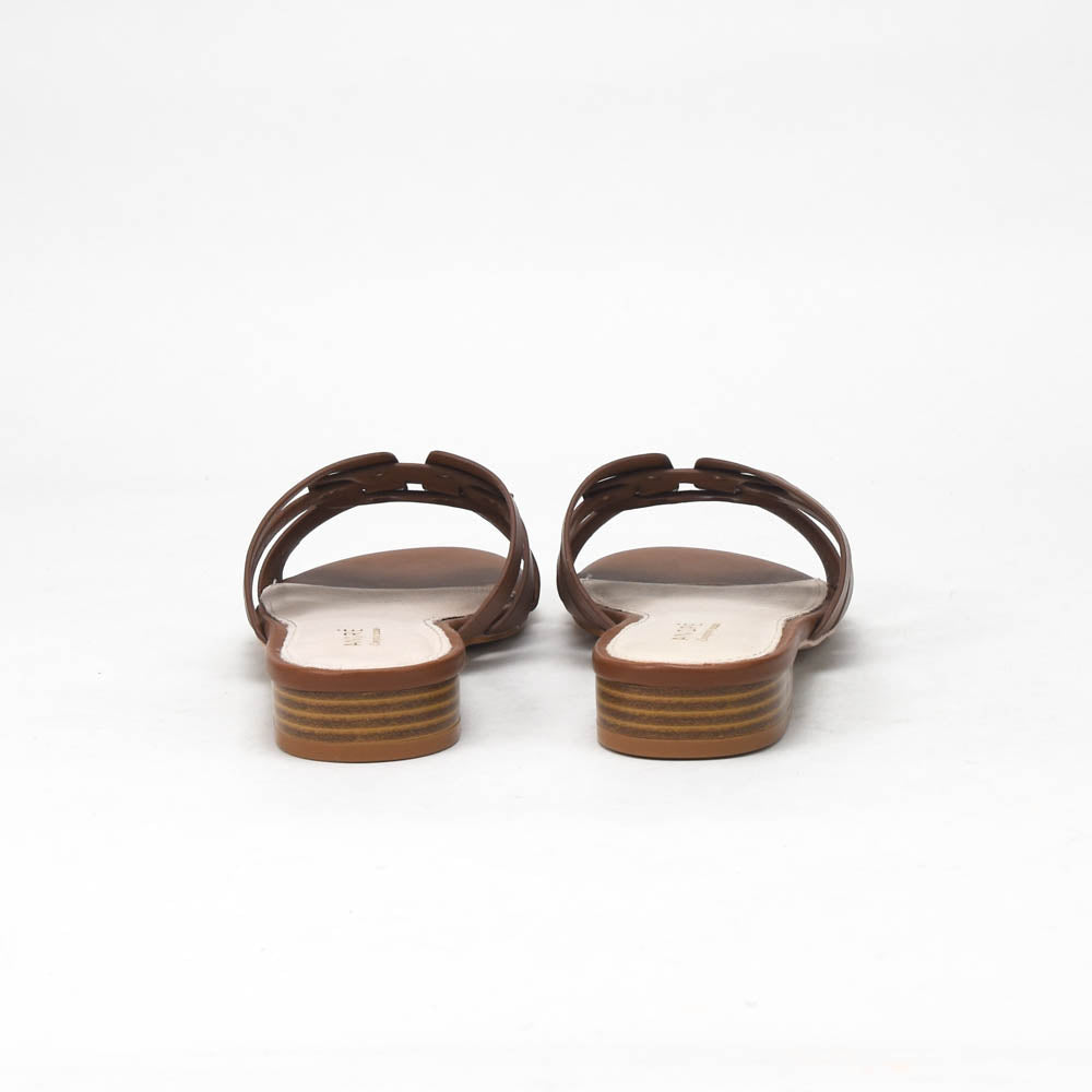 André Sandales Plates Tressées Marron Femme