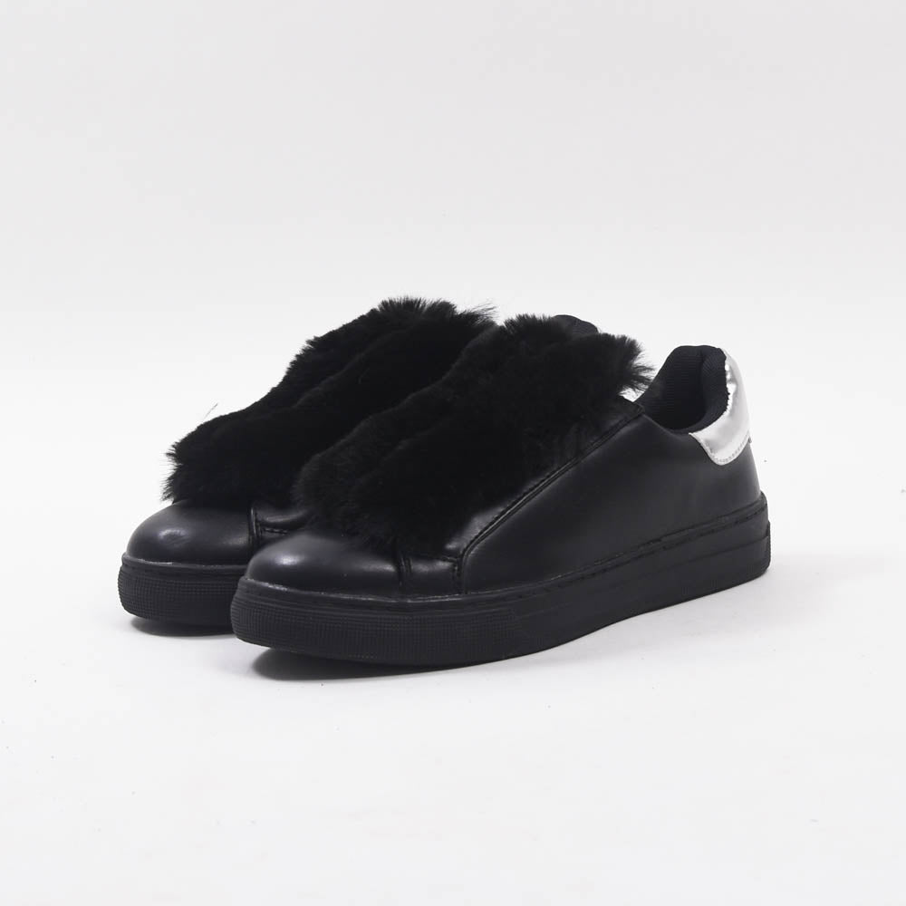 André Baskets Noires Fourrure Élégantes Femme
