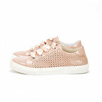 André Baskets Vernies à Lacets Ruban Femme