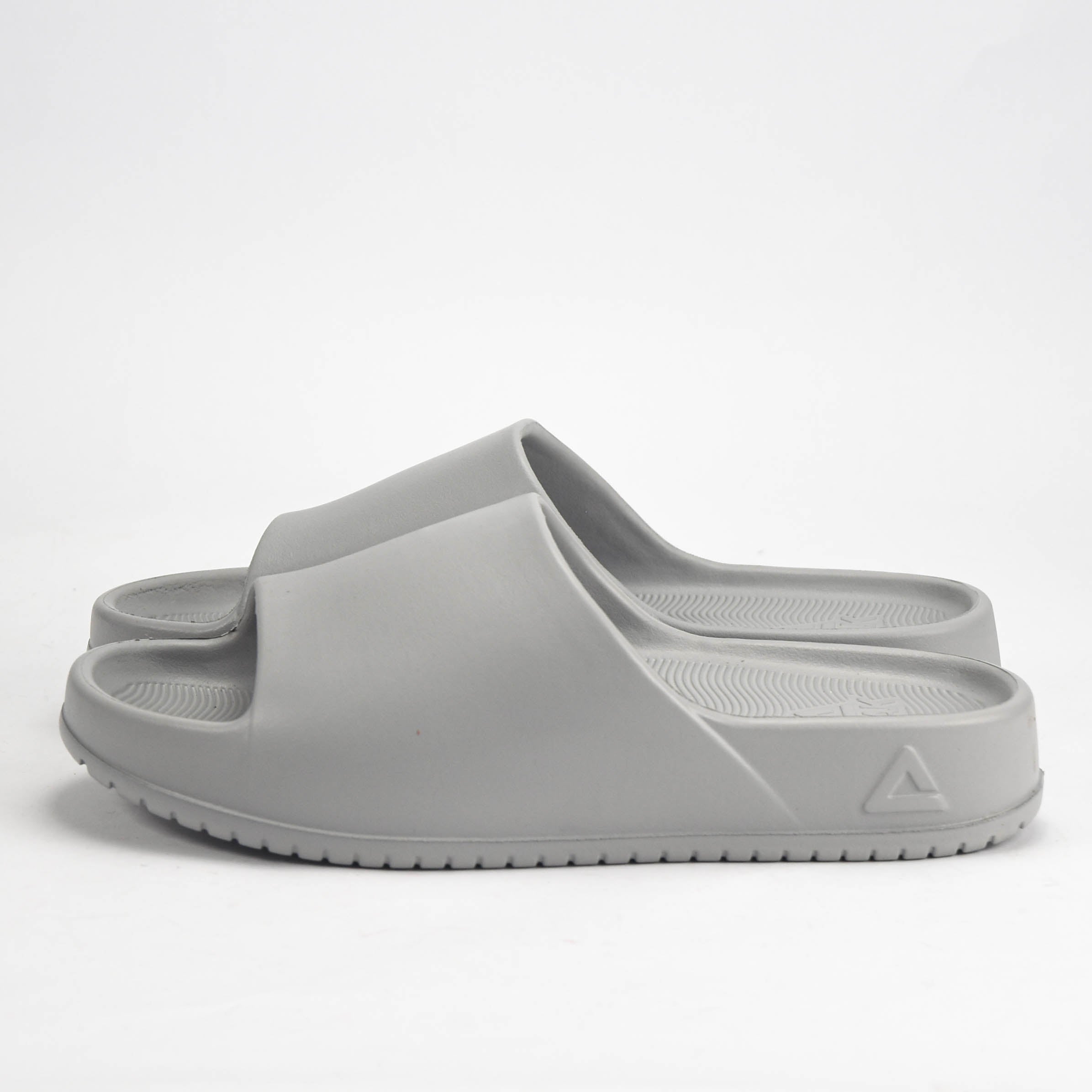 Peak Claquettes Slippers Légères Gris Pierre
