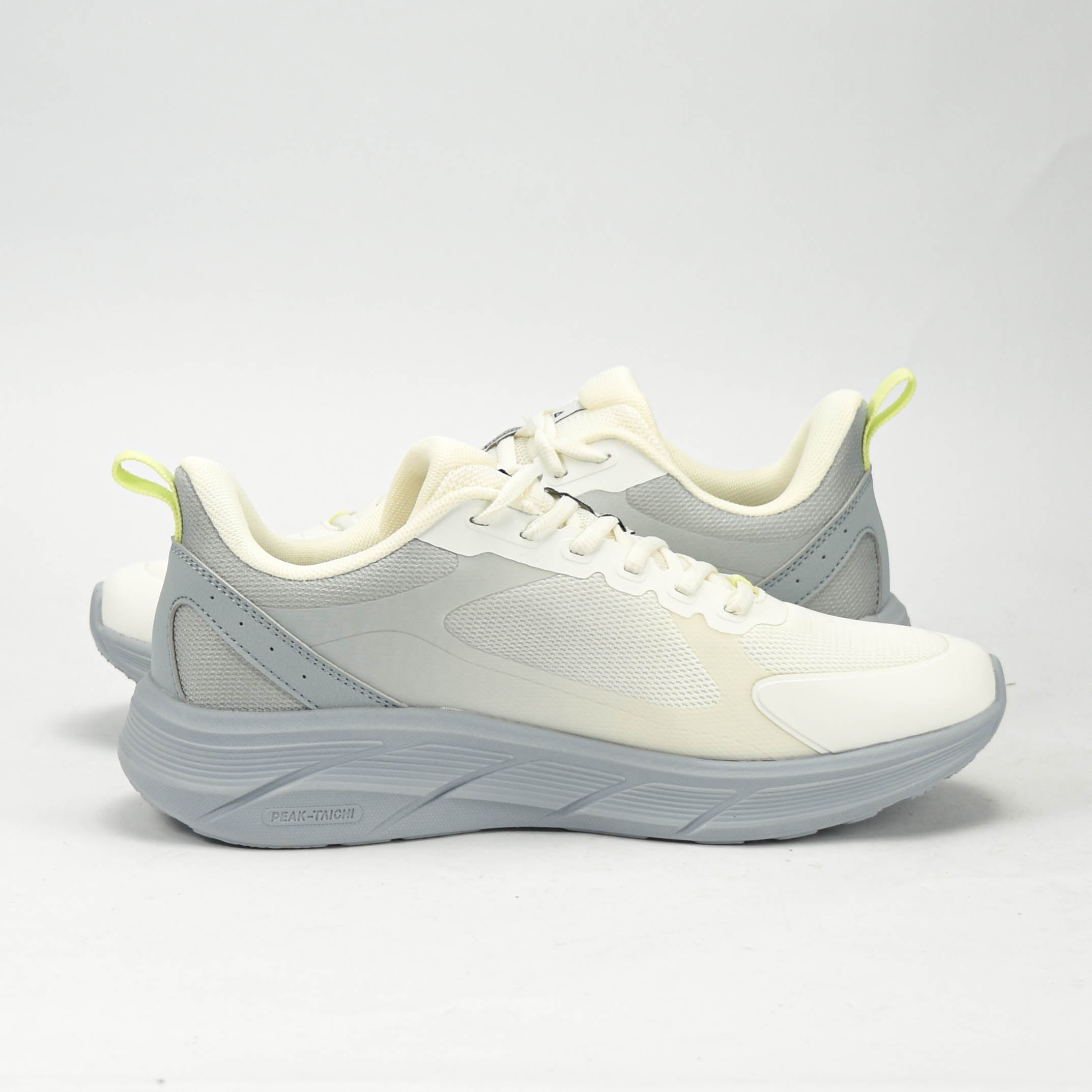 Peak Taichi Baskets de Running Confortables Homme