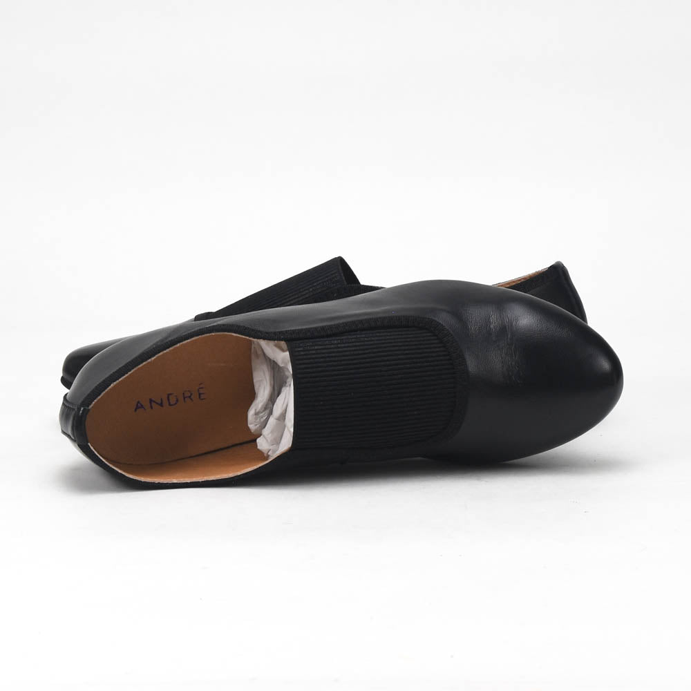 André Mocassins Élégants en Cuir Noir Femme