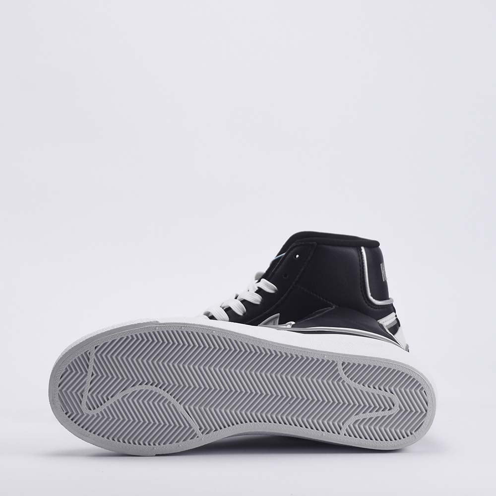 Nike Blazer Mid Sneakers Cuir Noir et Blanc Homme