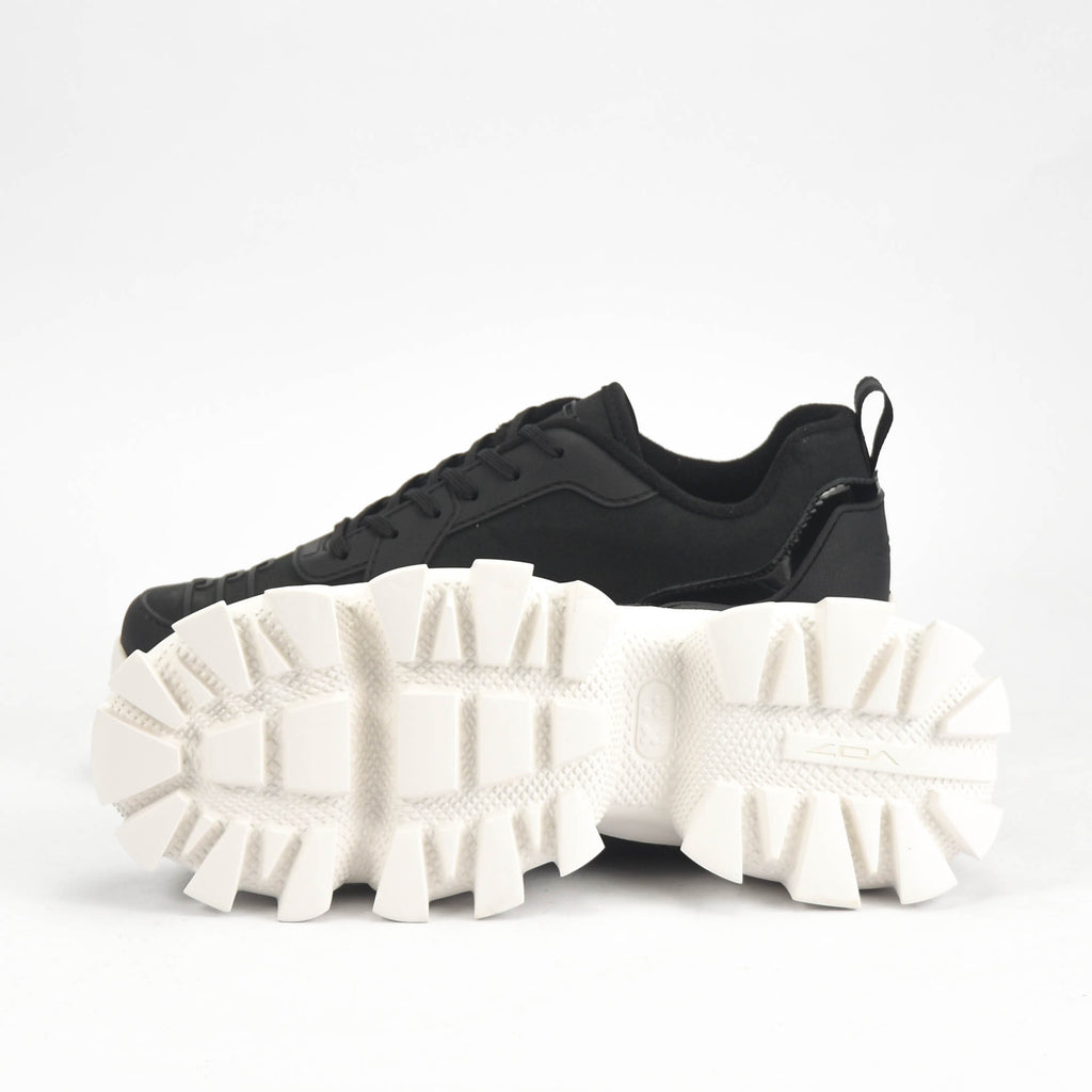 VO7 Baskets Chunky Noir et Blanc Style Urbain Homme