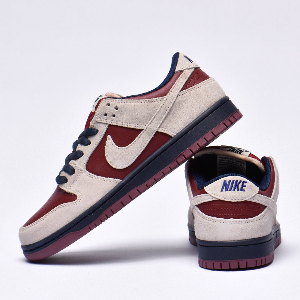 Nike SB Dunk Low Sneakers True Berry Confortables Homme