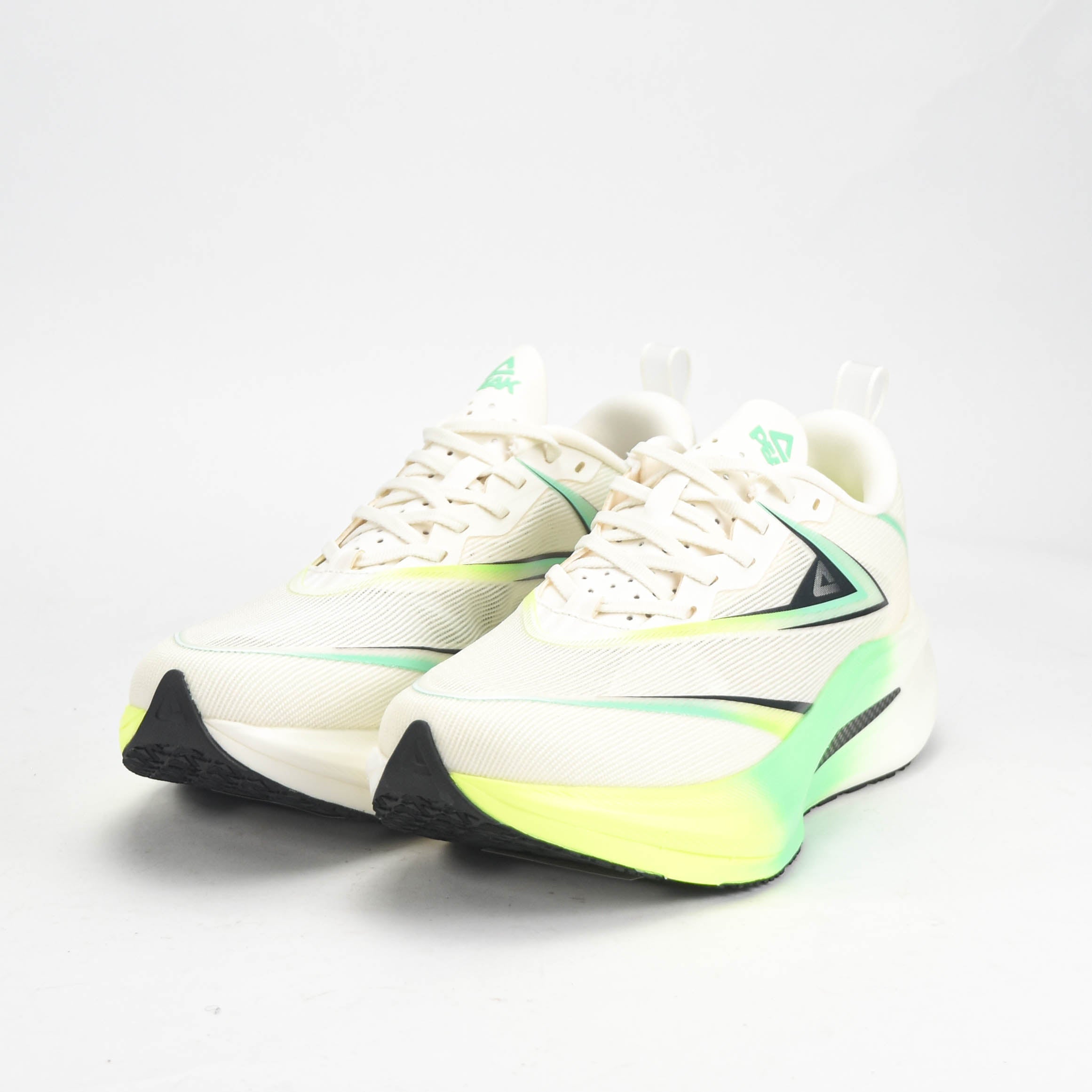Peak Taichi Baskets de Running Confortables Homme