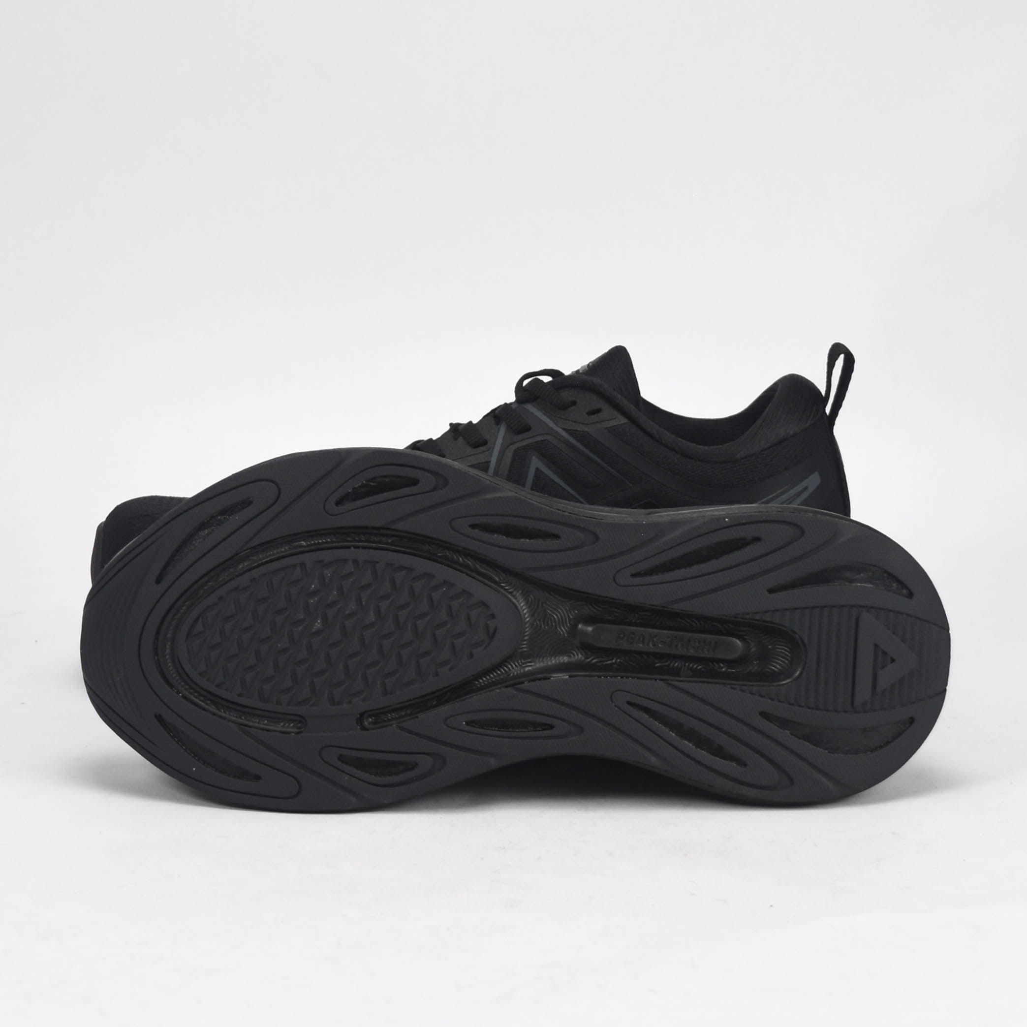 Peak Taichi Baskets de Sport Confortables Homme
