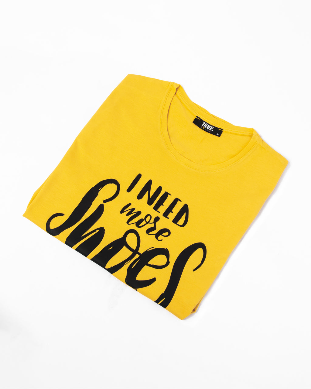 T-shirt JAUNE ET NOIR *I NEED MORE SHOES*