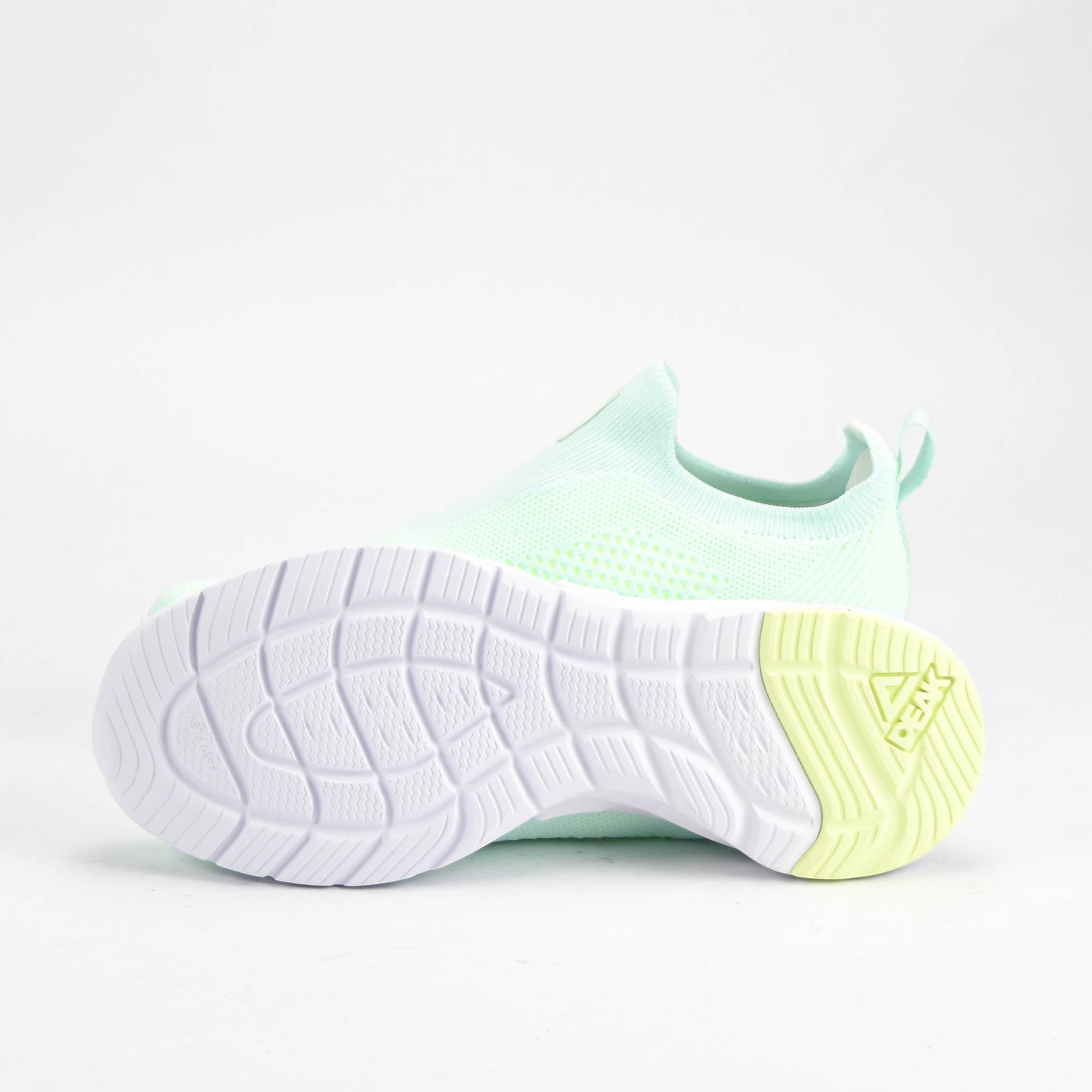 Peak Baskets Slip-on Légères Respirantes Femme
