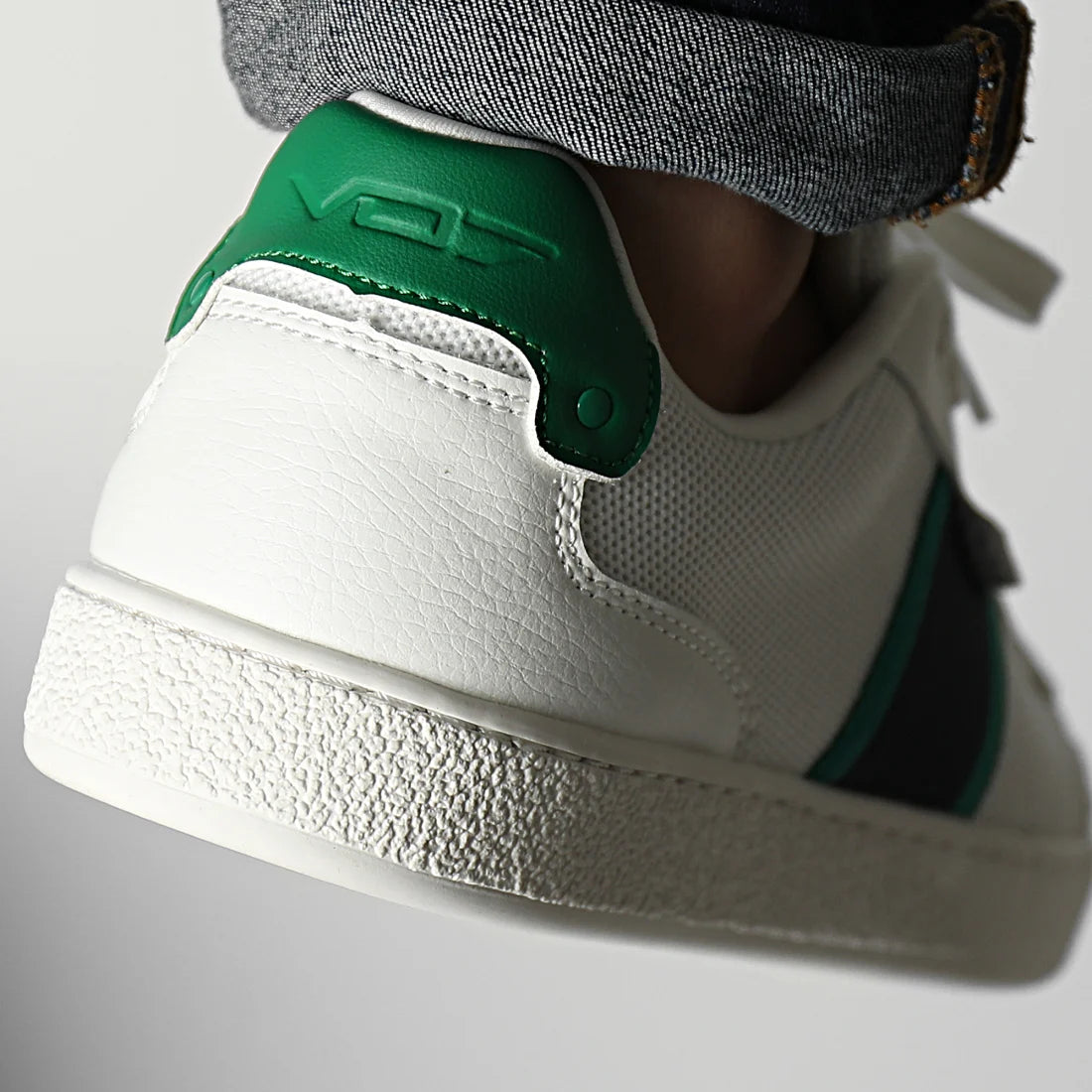VO7 Baskets Basses Style Urbain Homme